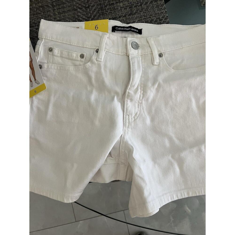 Calvin Klein Jean Shorts Size 6 O6 - Picture 3 of 5